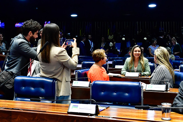 Ana Paula Lobato