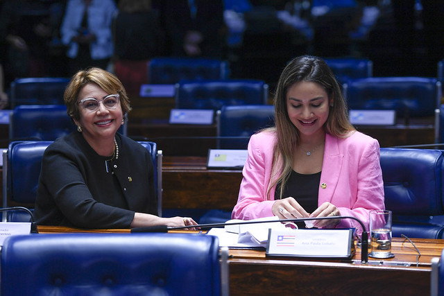 Ana Paula Lobato