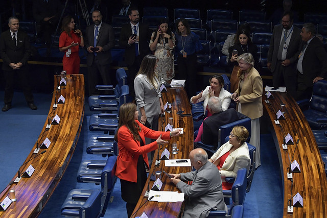 Ana Paula Lobato