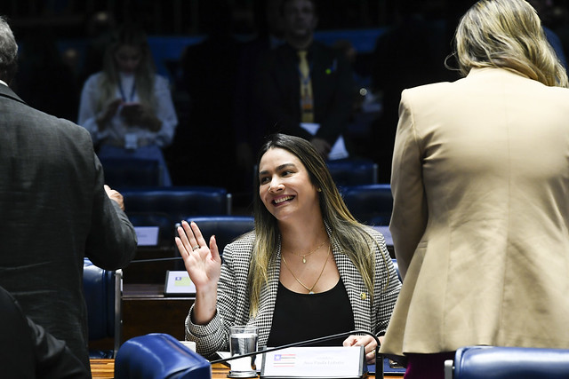 Ana Paula Lobato