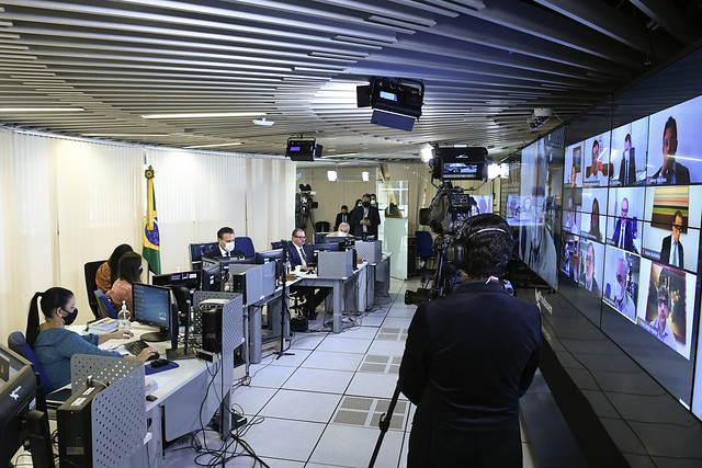 Carlos Fávaro
