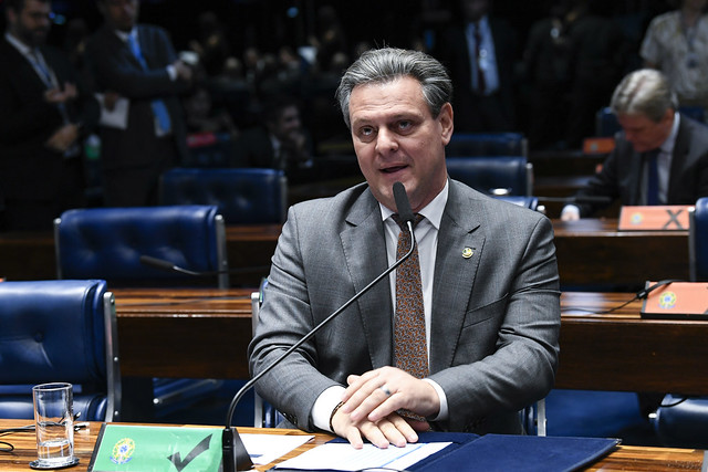 Carlos Fávaro
