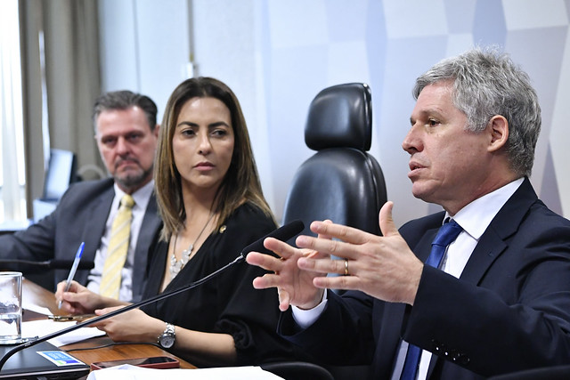 Carlos Fávaro