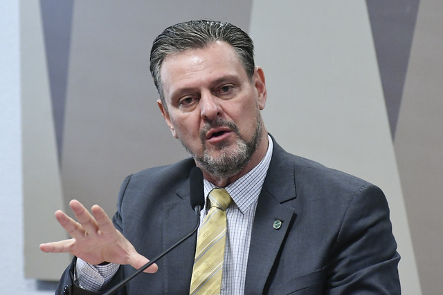 Carlos Fávaro