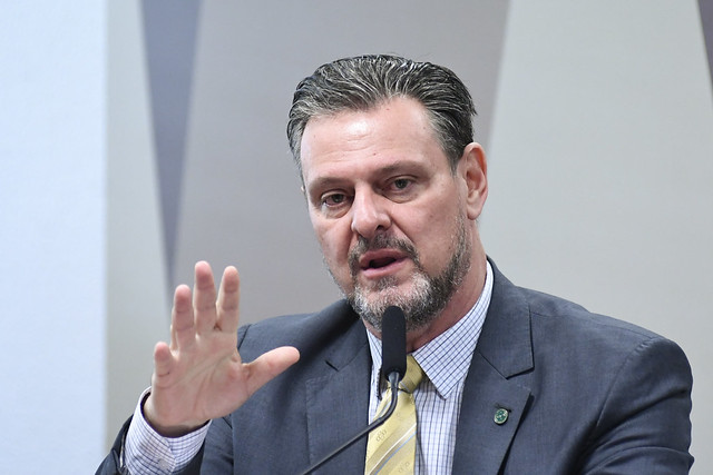 Carlos Fávaro