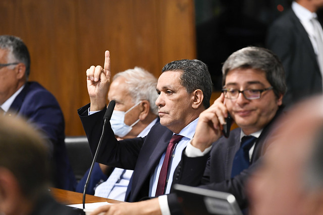 Carlos Portinho