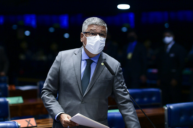 Carlos Viana