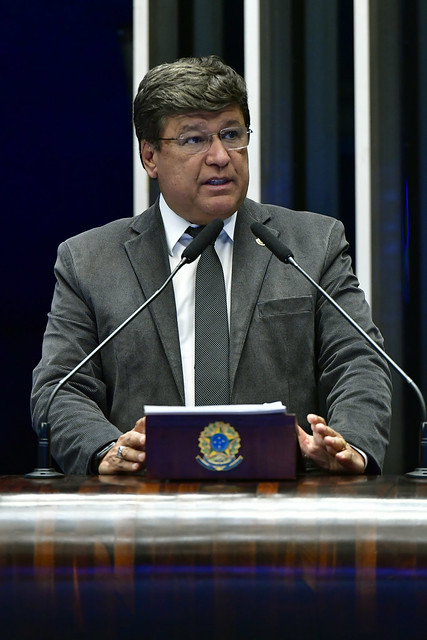 Carlos Viana