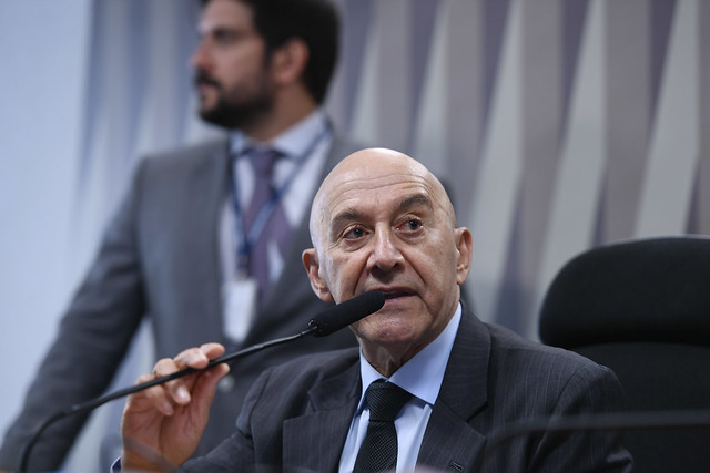 Confúcio Moura