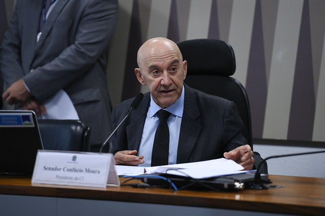 Confúcio Moura