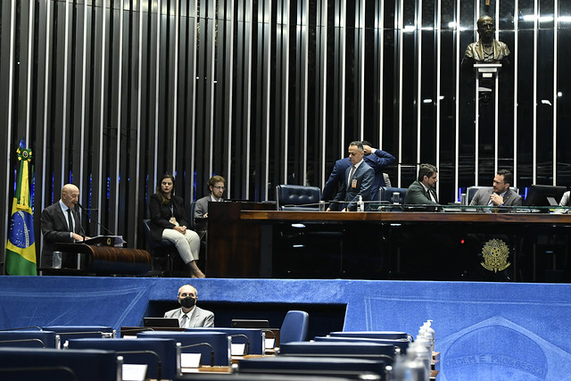 Confúcio Moura