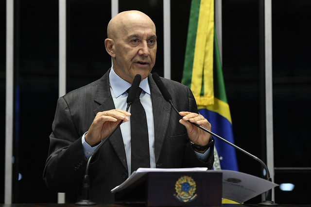 Confúcio Moura