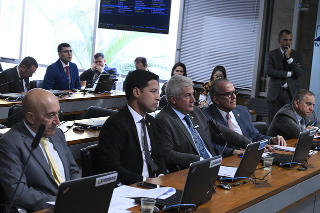 Confúcio Moura