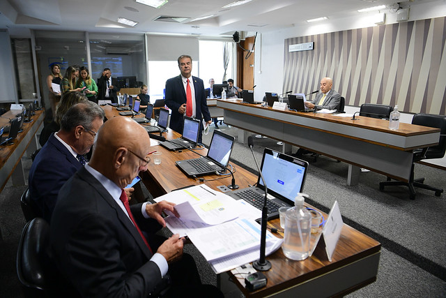 Confúcio Moura