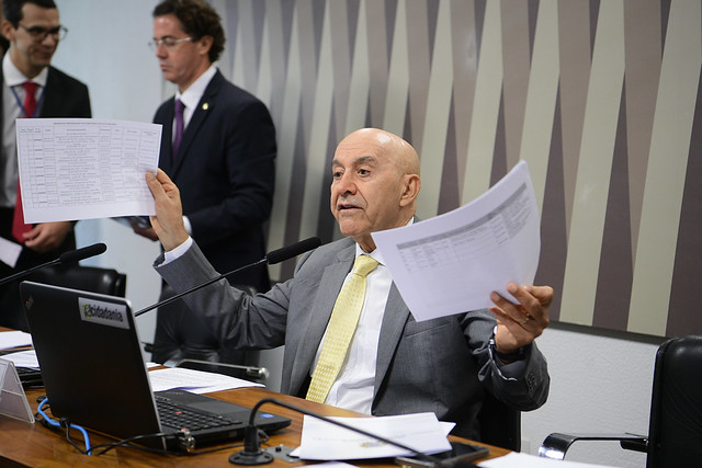 Confúcio Moura