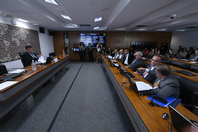 Confúcio Moura