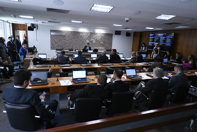 Confúcio Moura