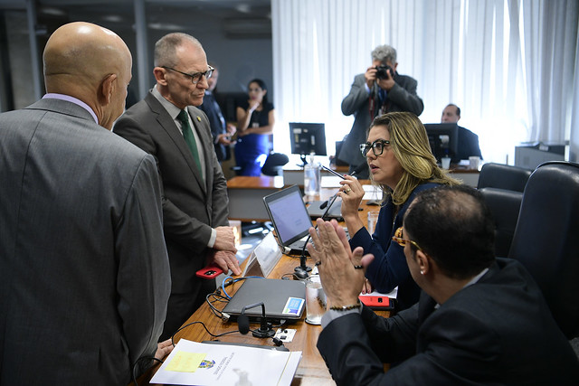 Confúcio Moura