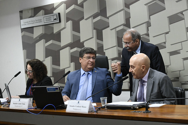 Confúcio Moura