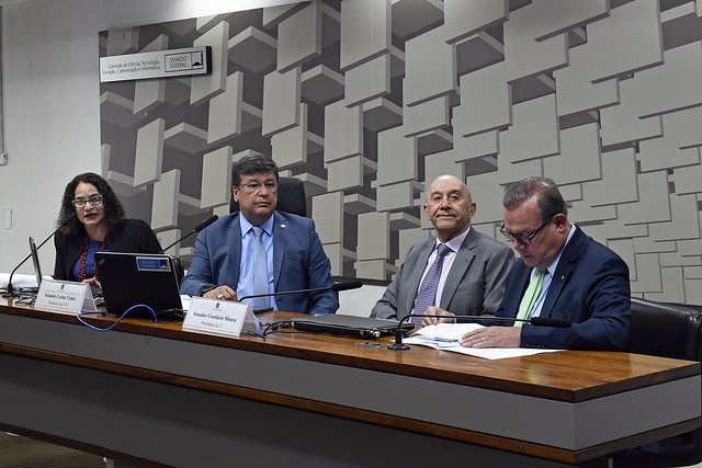 Confúcio Moura