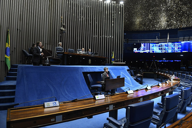 Confúcio Moura