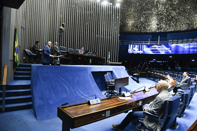 Confúcio Moura