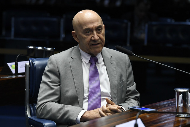 Confúcio Moura