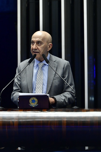 Confúcio Moura