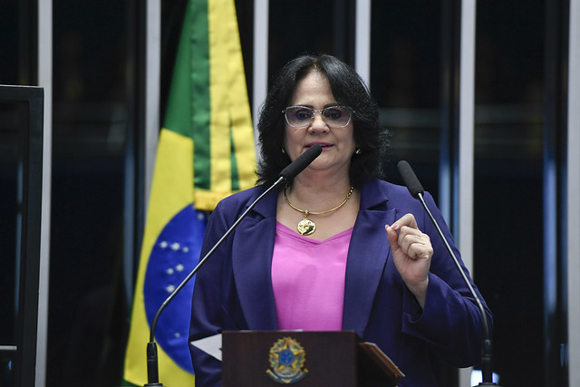 Damares Alves