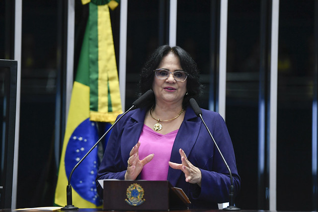 Damares Alves