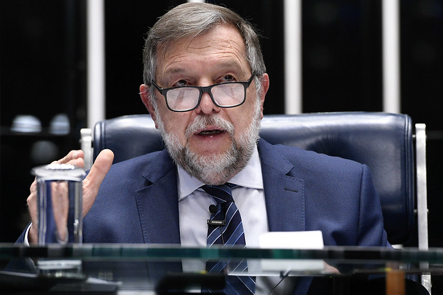 Flávio Arns