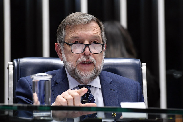 Flávio Arns