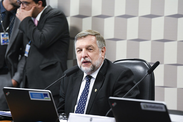 Flávio Arns