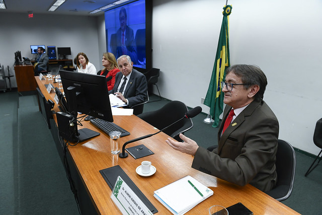 Izalci Lucas