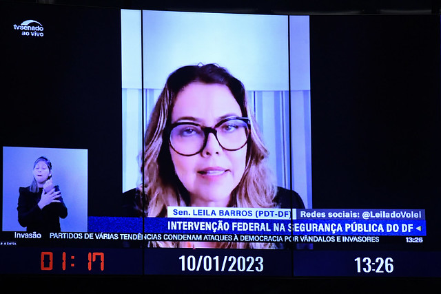 Leila Barros