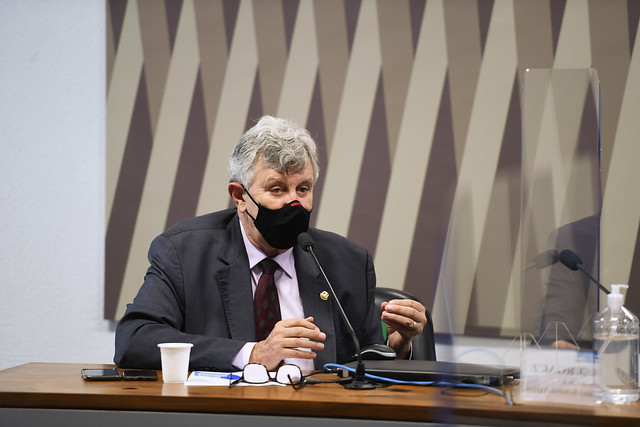Luis Carlos Heinze