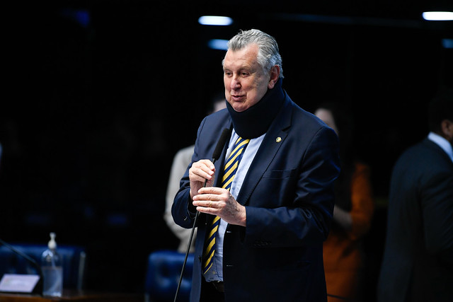 Luis Carlos Heinze