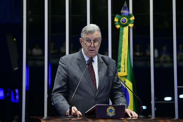 Luis Carlos Heinze
