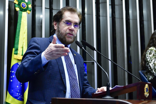 Plínio Valério