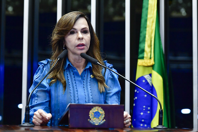 Professora Dorinha Seabra